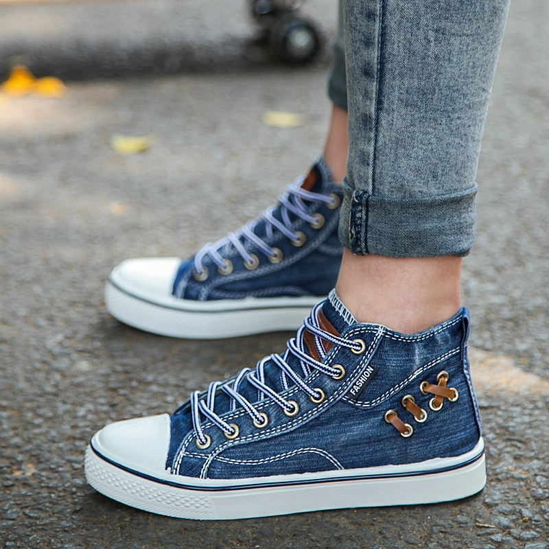 Variant image for Women's Stylish Lightweight Canvas Sneakers with Robust Rubber Sole-1