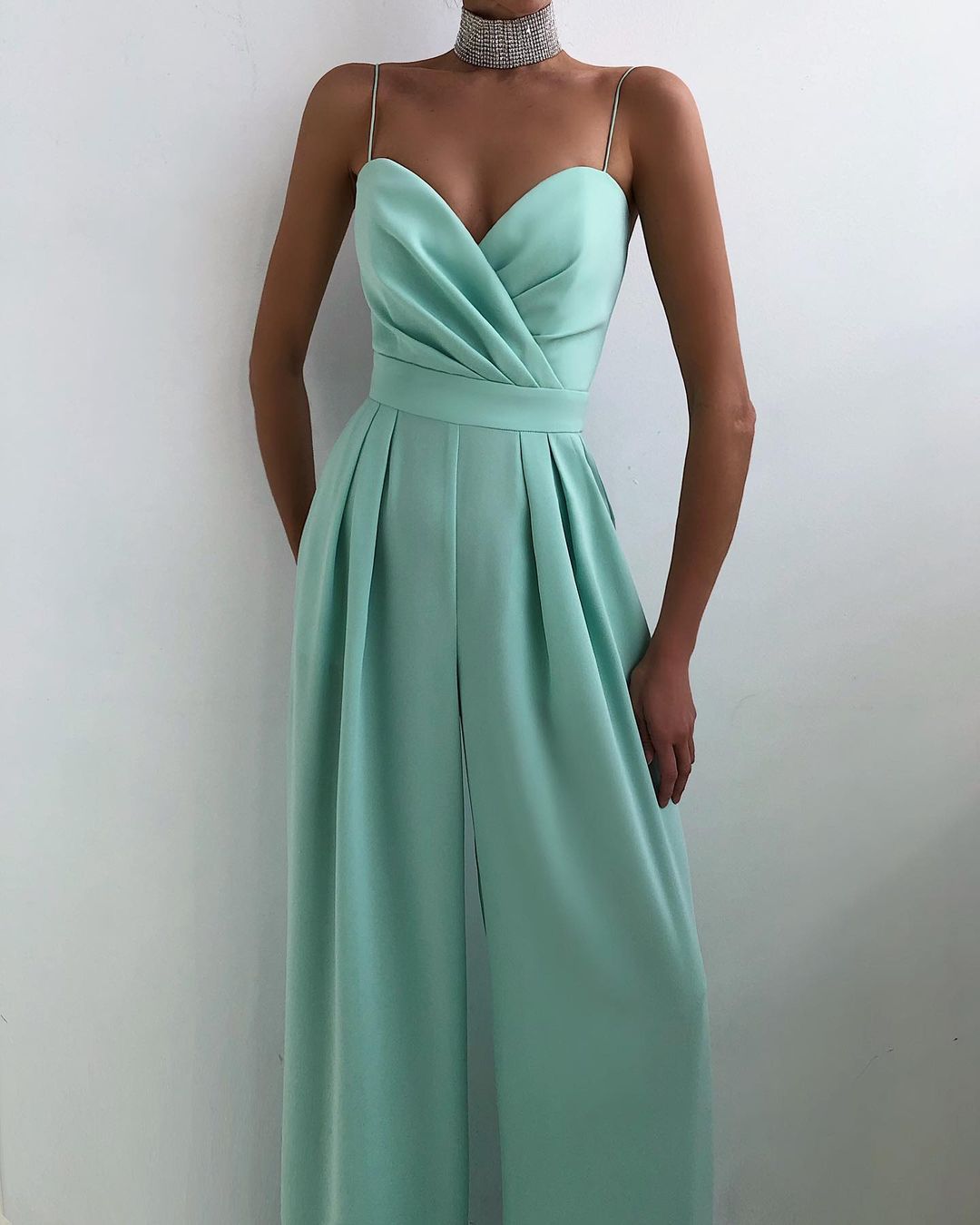 Women’s Elegant Spaghetti Strap Wide-Leg Jumpsuit | Perfect for Casual Days