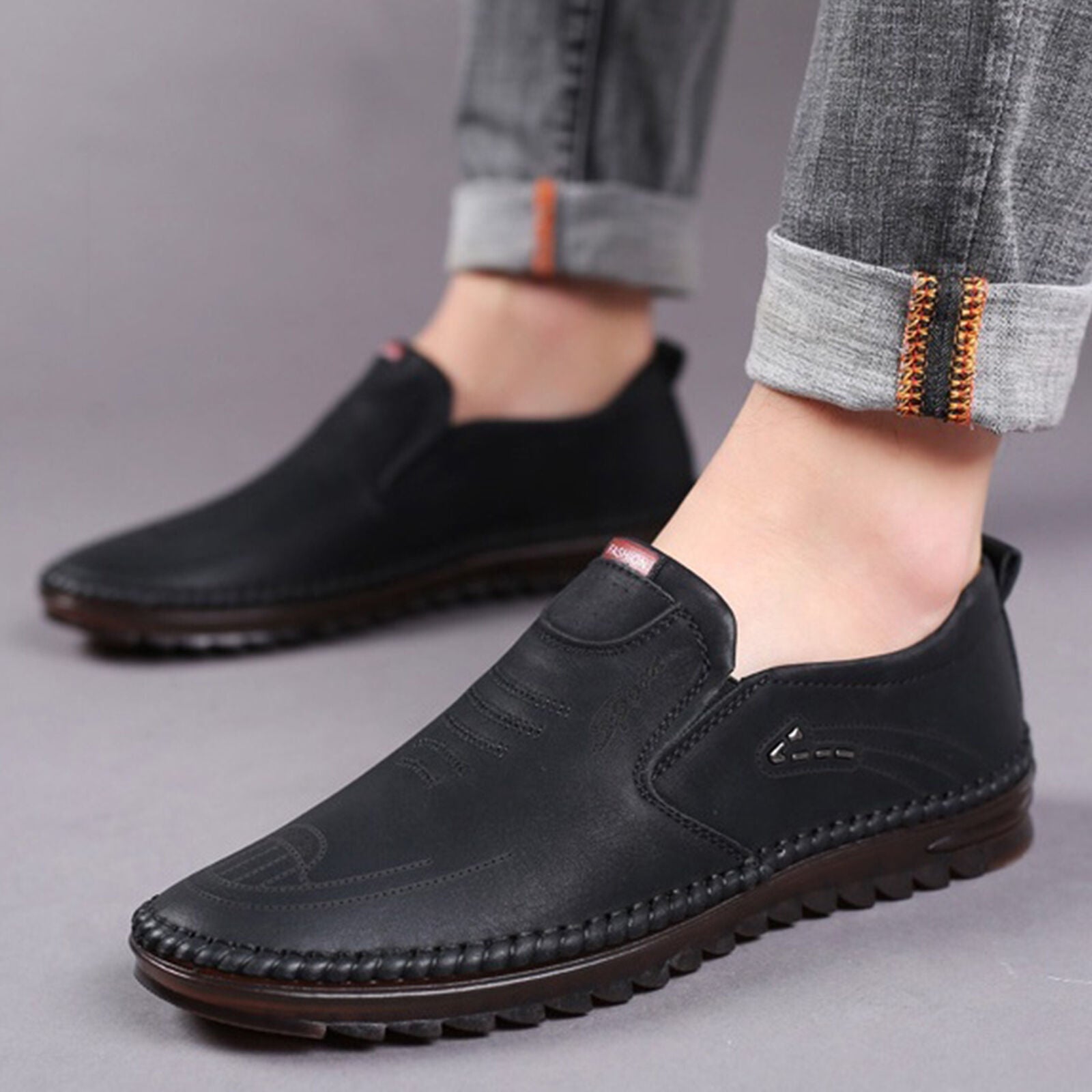 Men's Comfortable Leather Loafers with Ergonomic Footbed