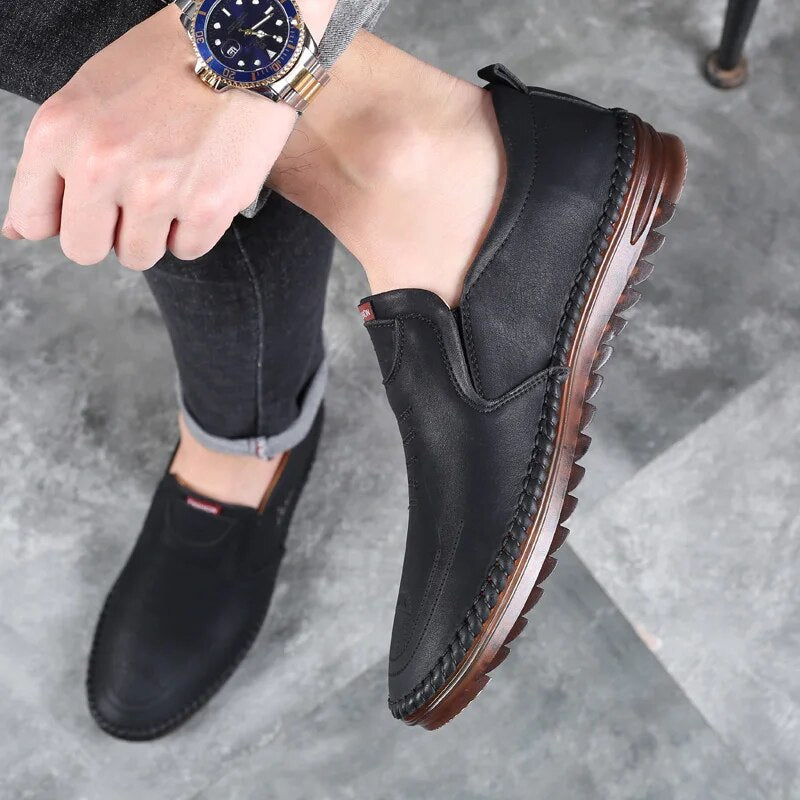 Men's Comfortable Leather Loafers with Ergonomic Footbed