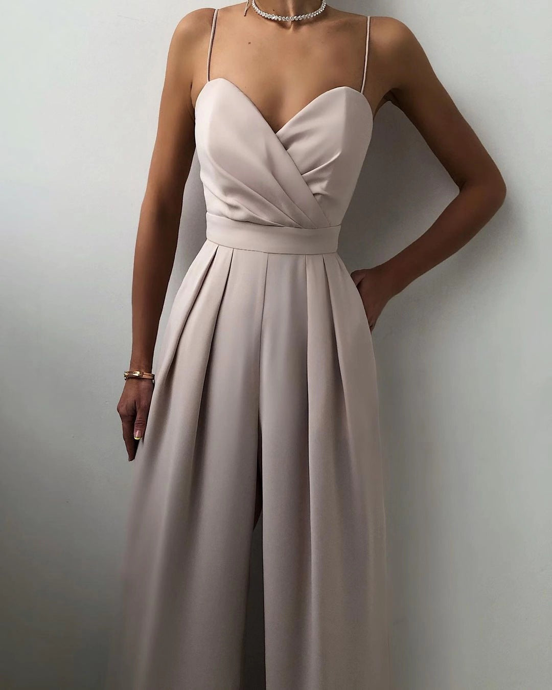 Women’s Elegant Spaghetti Strap Wide-Leg Jumpsuit | Perfect for Casual Days