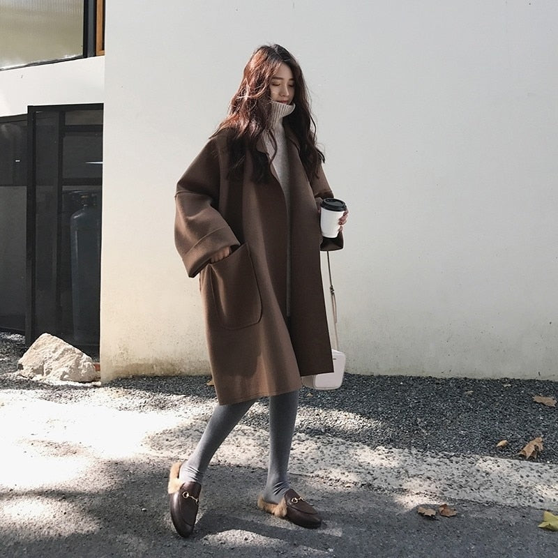 Variant image for Women's Oversized Wool Coat with Practical Pockets for Winter-8