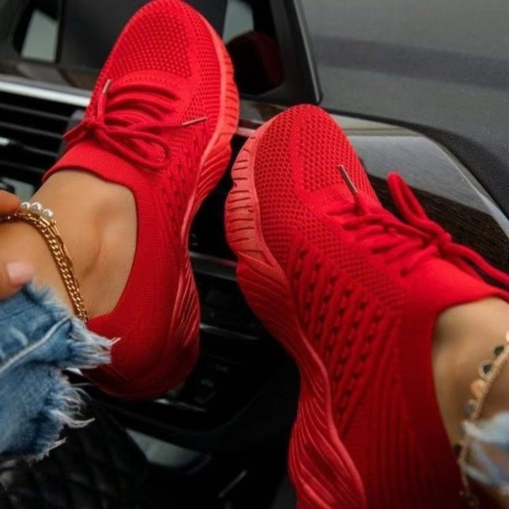 Women’s Classic Shock Absorbing Round Toe Lace Up Sneakers | Perfect for All Seasons