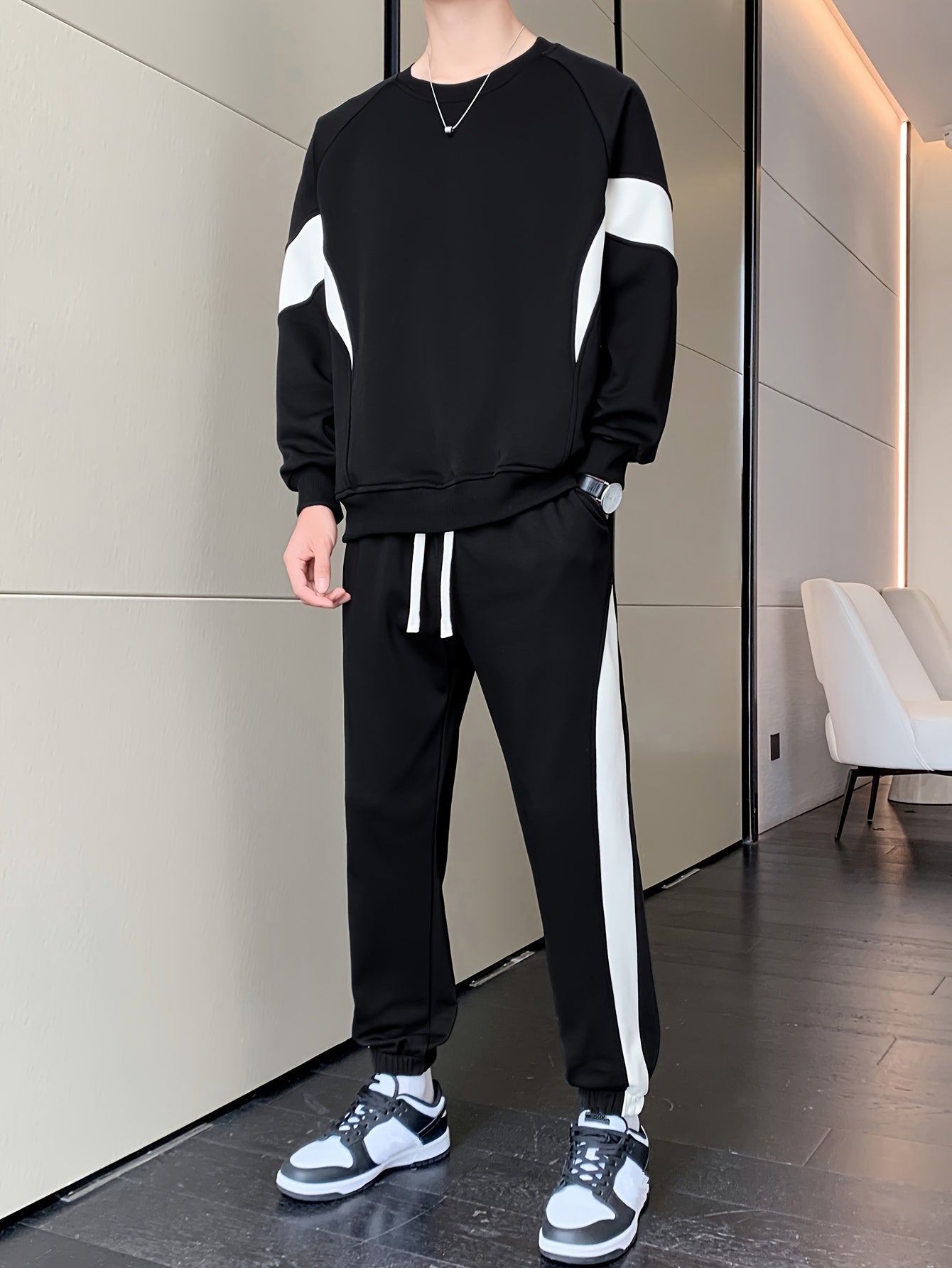 Men's Classic Colorblock Sweater with Drawstring Jogging Bottoms Tracksuit | Perfect for All Seasons